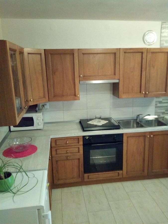 Apartment Nadija Brseč Eksteriør billede